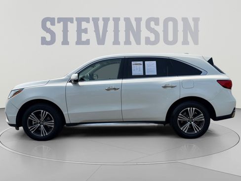 Used 2017 Acura MDX SH-AWD image 2