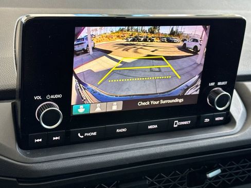 Certified 2023 Honda Accord EX image 21