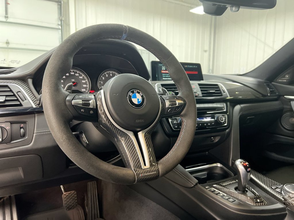 Used 2017 BMW M4 Coupe RWD image 10