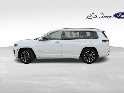 Used 2021 Jeep Grand Cherokee L Overland w/ Advanced Protech Group III AWD/4WD image 8