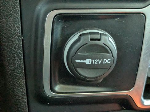 Used 2024 Jeep Wrangler Unlimited Sahara w/ Safety Group AWD/4WD image 24
