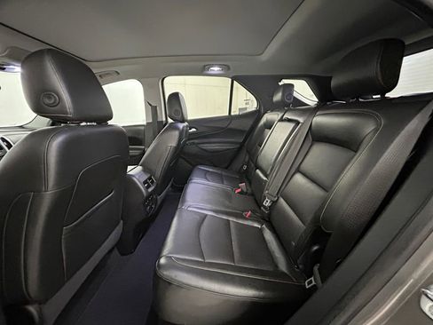 Used 2018 Chevrolet Equinox Premier image 19