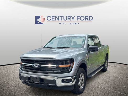 Used 2025 Ford F150 XLT w/ Equipment Group 301A Standard AWD/4WD image 4