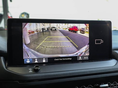 Used 2025 Honda Accord Sport image 29