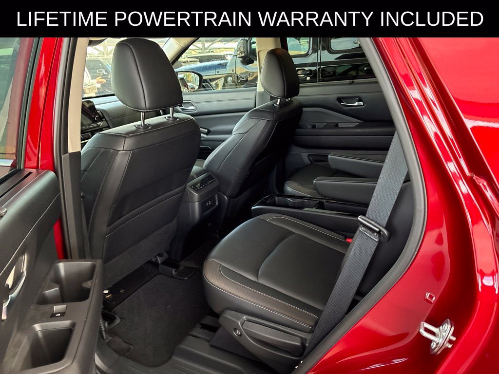 Used 2023 Nissan Pathfinder SL w/ SL Premium Package FWD image 10