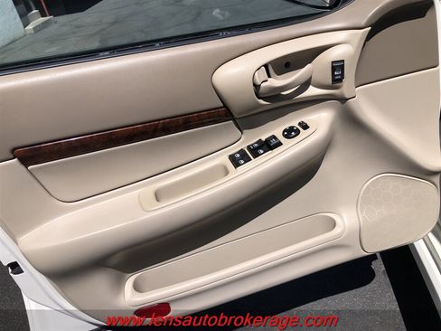 Used 2002 Chevrolet Impala LS w/ Preferred Equipment Group FWD image 9