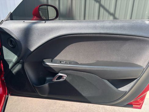 Used 2017 Dodge Challenger R/T image 23