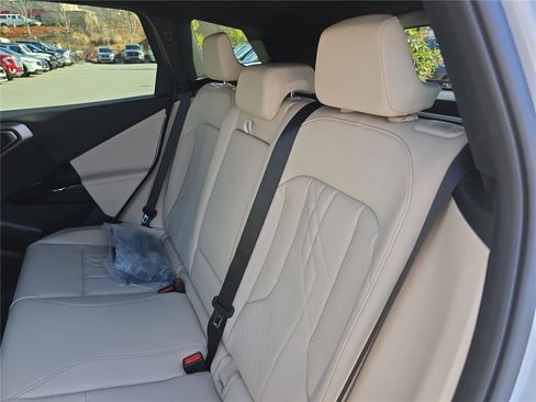 New 2026 BMW X3 xDrive30 w/ Convenience Package image 16