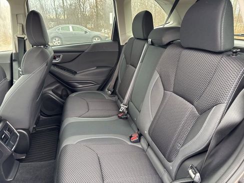 Used 2021 Subaru Forester Premium image 14