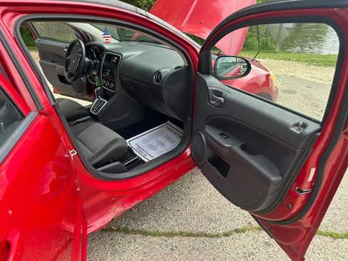 Used 2012 Dodge Caliber SXT FWD image 11