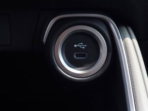 Used 2025 Toyota Grand Highlander AWD image 26