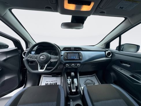 Used 2025 Nissan Versa SV w/ Trunk Package FWD image 15