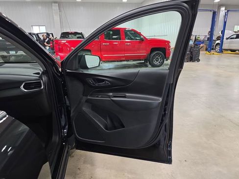 Used 2023 Chevrolet Equinox LT AWD/4WD image 29