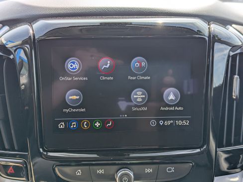 Certified 2021 Chevrolet Traverse LT AWD/4WD image 21