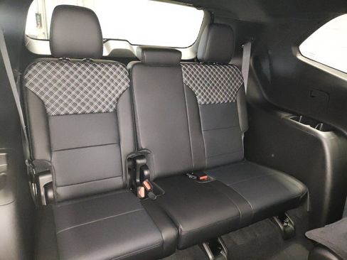 New 2026 GMC Acadia Denali w/ Super Cruise Package image 14