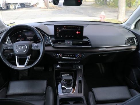 Used 2024 Audi Q5 2.0T Premium Plus image 17