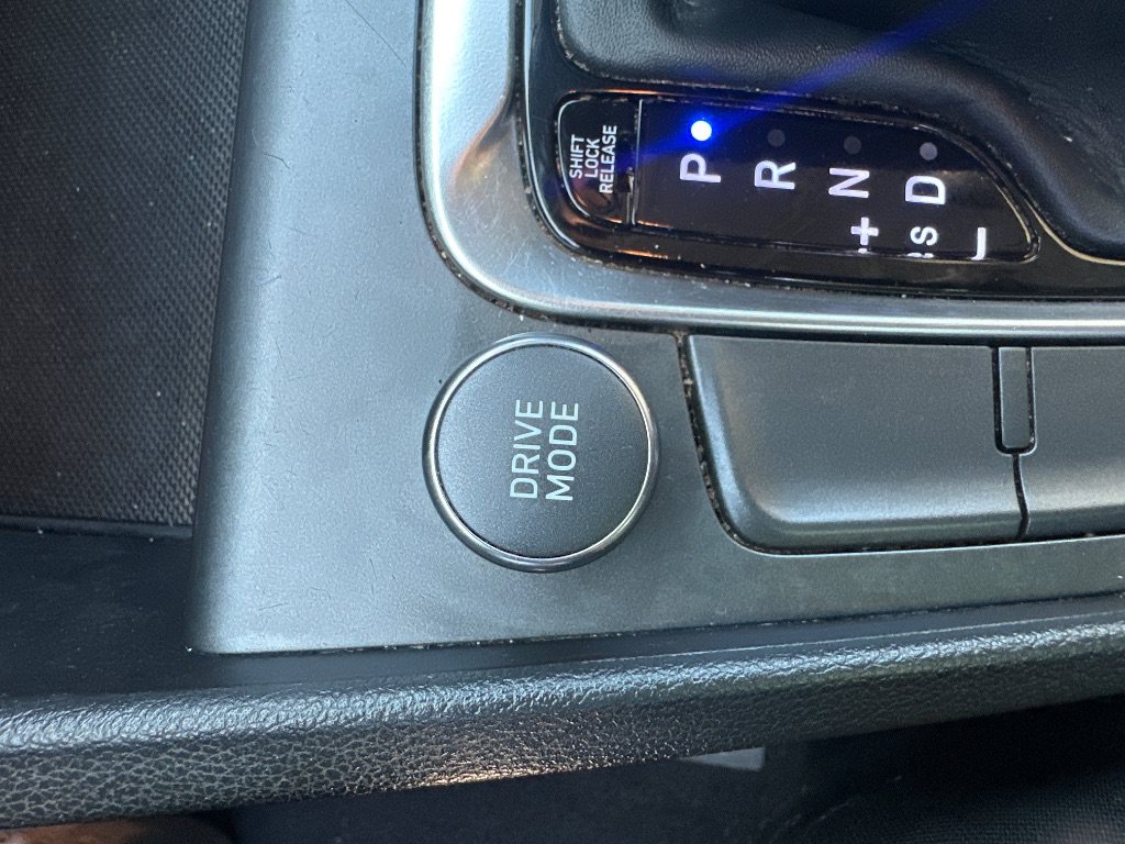Used 2022 Hyundai Kona SEL FWD image 36