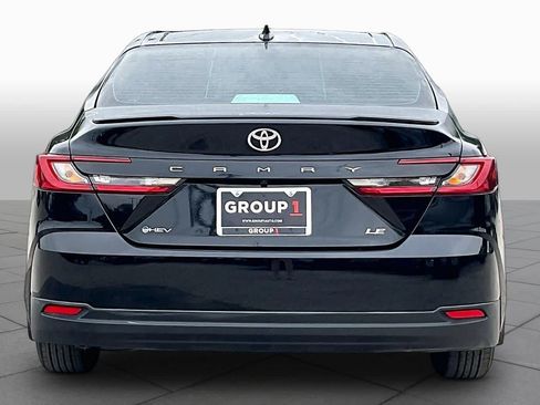 Used 2026 Toyota Camry LE w/ Convenience Package FWD image 5