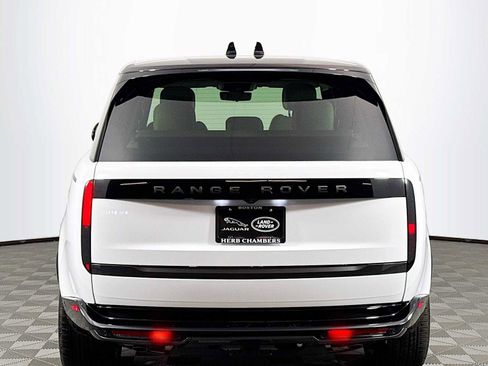 New 2025 Land Rover Range Rover SE image 6
