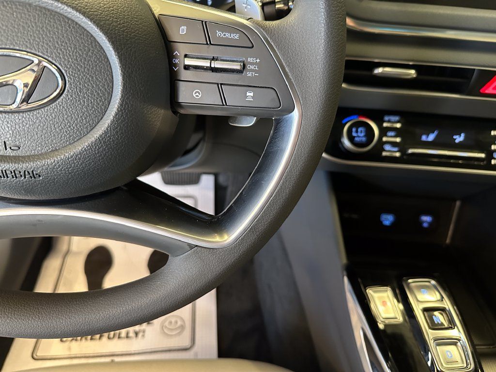 Used 2021 Hyundai Sonata Blue FWD image 12