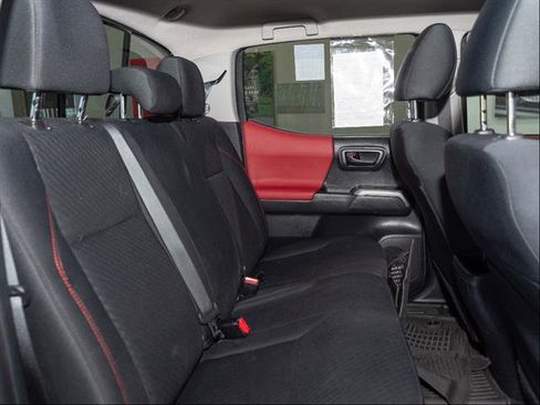 Used 2023 Toyota Tacoma SR5 AWD/4WD image 22