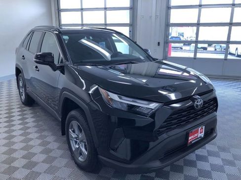 New 2025 Toyota RAV4 XLE image 37