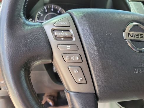Used 2019 Nissan Armada Platinum w/ Captain's Chairs Package RWD image 18