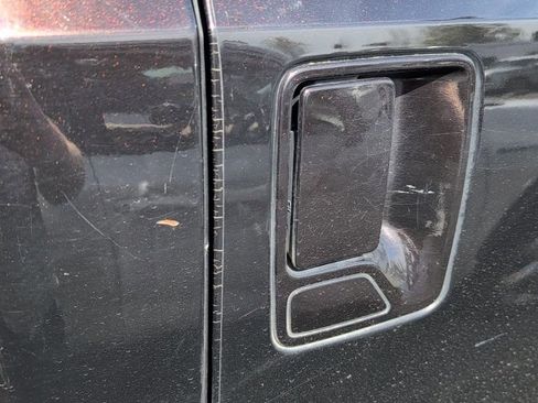 Used 2014 Ford F350 Lariat image 11