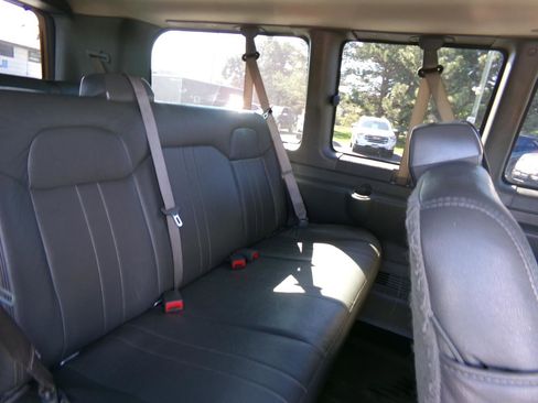 Used 2018 GMC Savana 3500 LS w/ Cold Climate Package RWD image 35