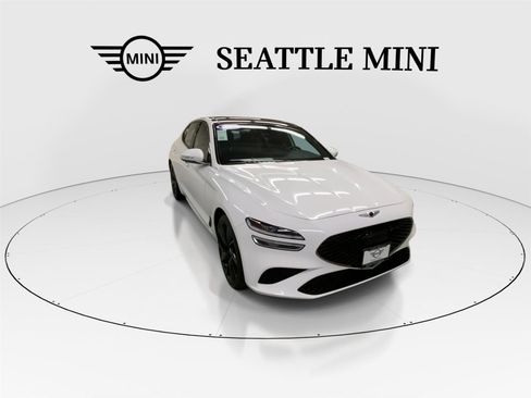 Used 2022 Genesis G70 3.3T w/ Sport Advanced Package image 3