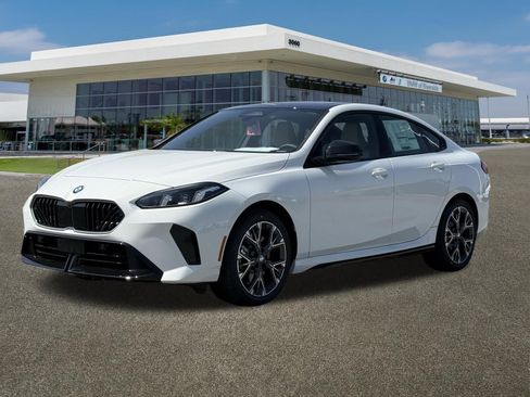 New 2026 BMW 228i xDrive w/ Technology Package AWD/4WD image 4