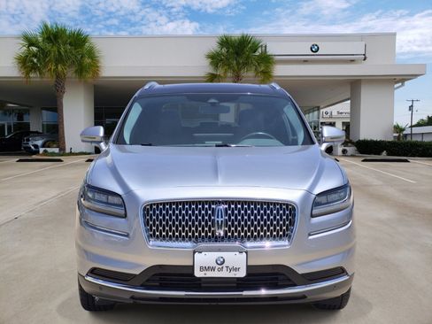 Used 2022 Lincoln Nautilus Reserve FWD image 2