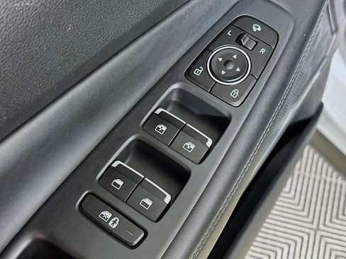 Used 2023 Hyundai Santa Fe Limited image 17