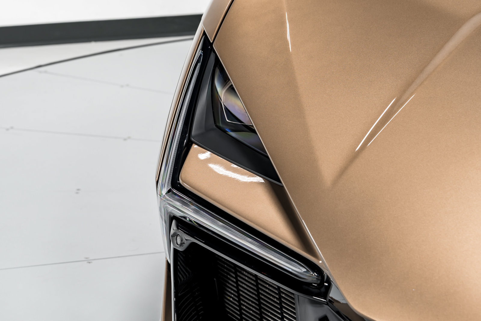 Used 2024 Lamborghini Revuelto AWD/4WD image 40