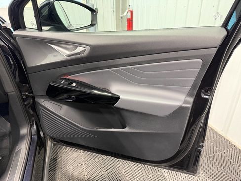 Used 2023 Volkswagen ID.4 Pro S image 26