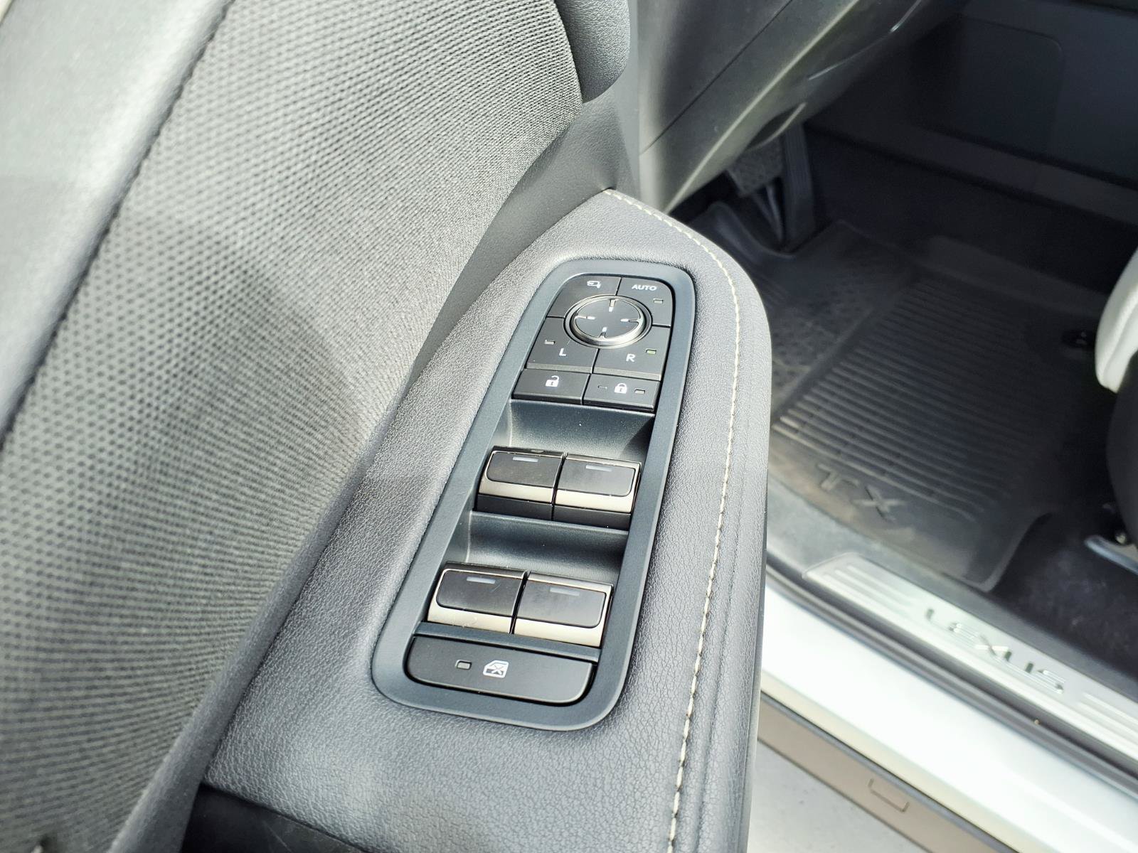 Certified 2025 Lexus TX 350 AWD w/ Technology Package image 27