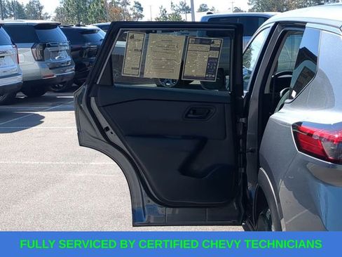 Used 2024 Nissan Rogue S image 34