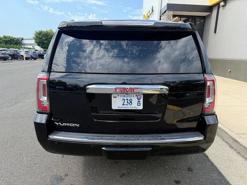 Used 2019 GMC Yukon XL Denali w/ Denali Ultimate Package AWD/4WD image 6