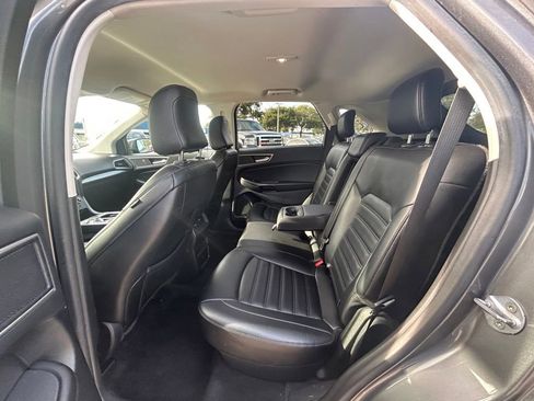 Used 2023 Ford Edge SEL image 31