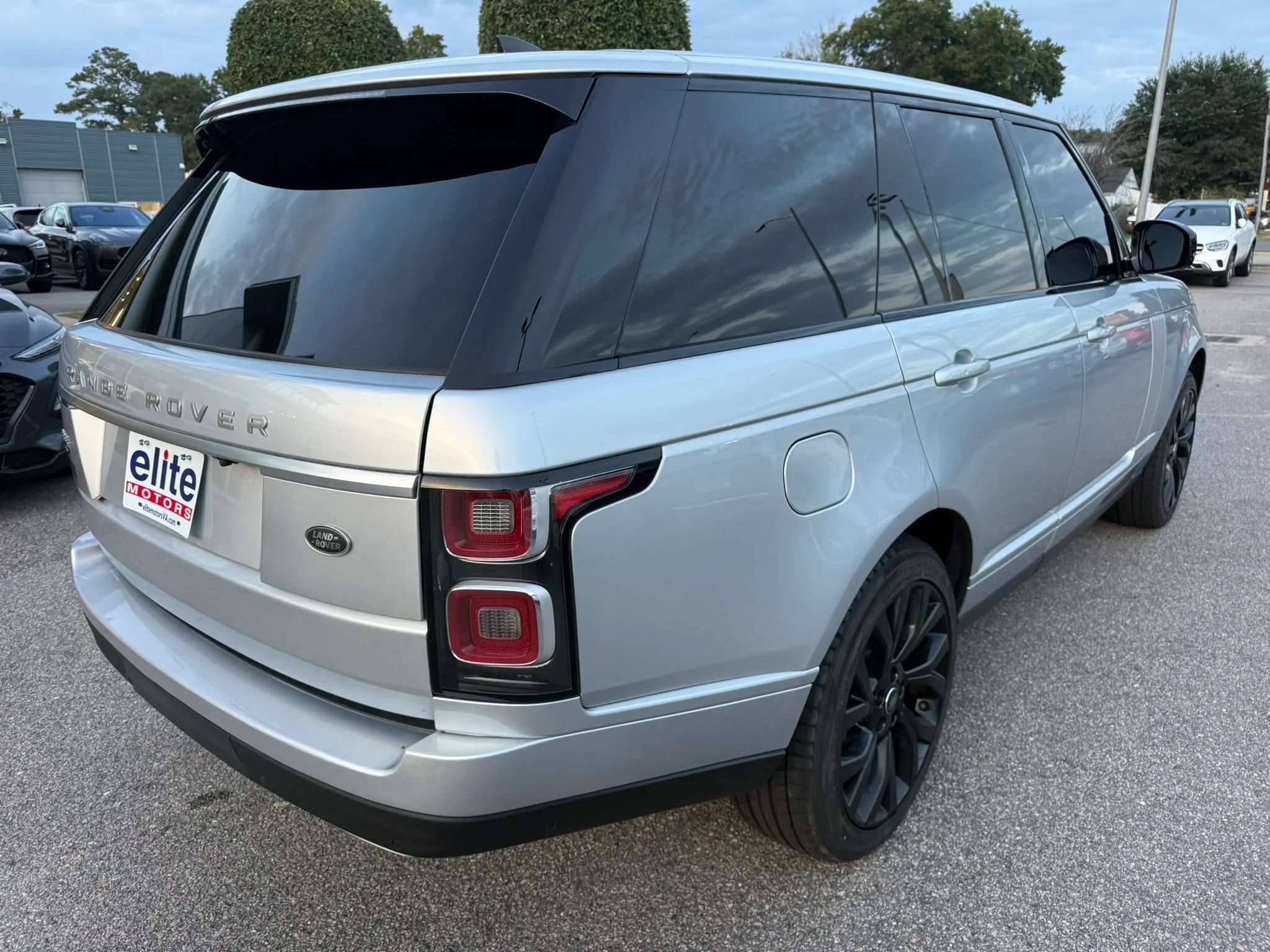 Used 2020 Land Rover Range Rover HSE AWD/4WD image 7