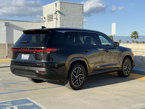 Used 2024 Lexus TX 350 FWD image 11