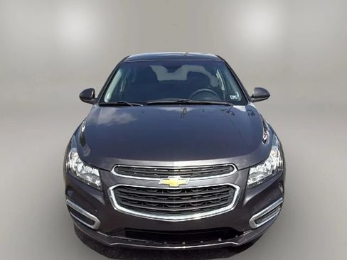 Used 2016 Chevrolet Cruze LT w/ Technology Package FWD image 19