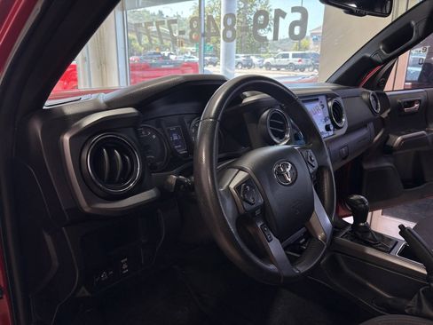Used 2016 Toyota Tacoma TRD Off-Road w/ Towing Package RWD image 16