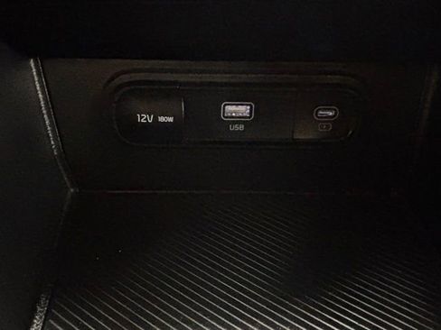 Used 2024 Kia Sportage LX image 29