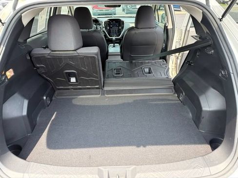 Used 2024 Subaru Crosstrek 2.0i Premium AWD/4WD image 24