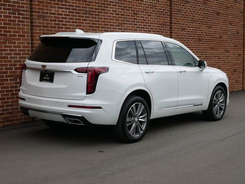 Used 2022 Cadillac XT6 Premium Luxury w/ Technology Package AWD/4WD image 25