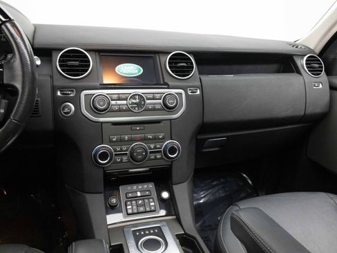 Used 2016 Land Rover LR4 HSE LUX AWD/4WD image 16