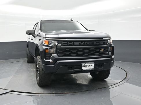 Used 2022 Chevrolet Silverado 1500 Custom image 12