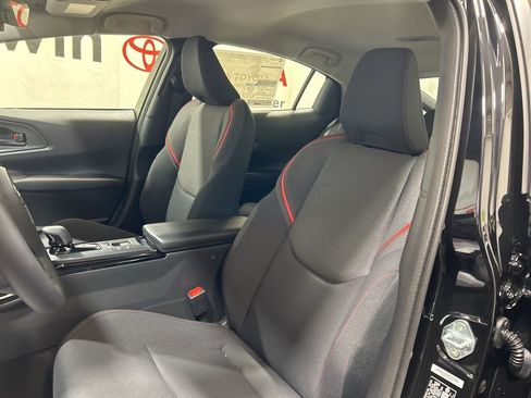 New 2026 Toyota Prius Plug-In Hybrid FWD image 25