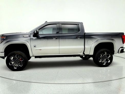 Used 2023 GMC Sierra 1500 AT4 w/ AT4 Premium Package AWD/4WD image 8